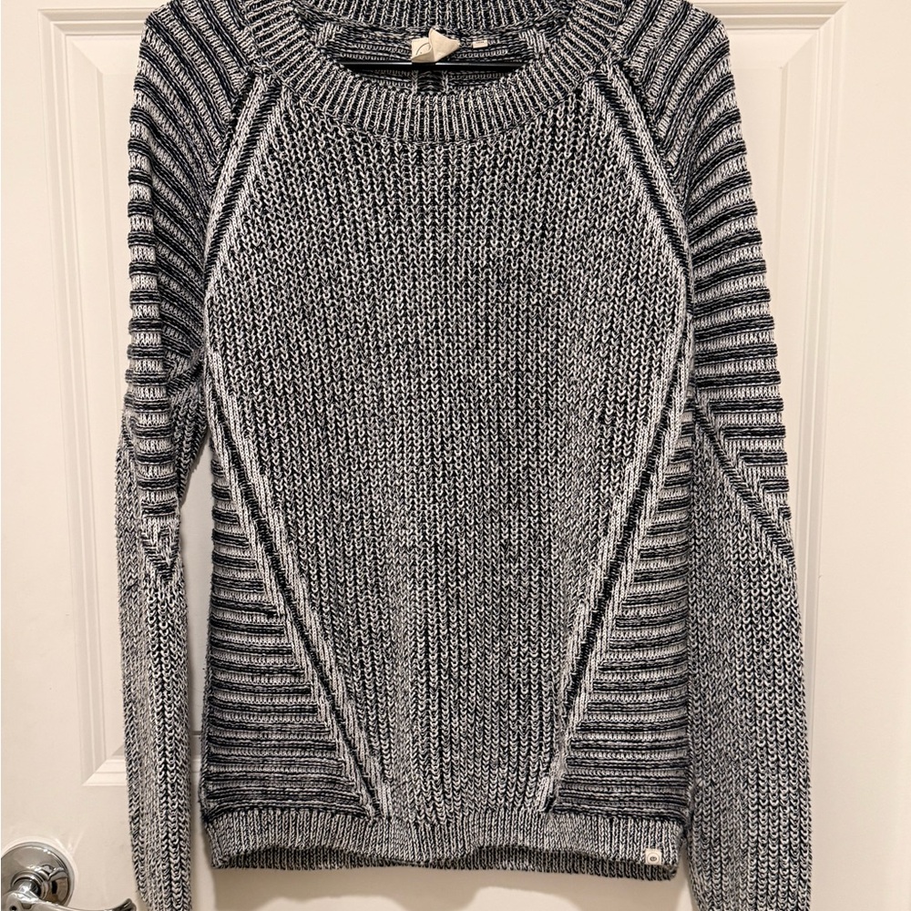 Ripcurl - Grandpa Sweater (if worn on smaller person)